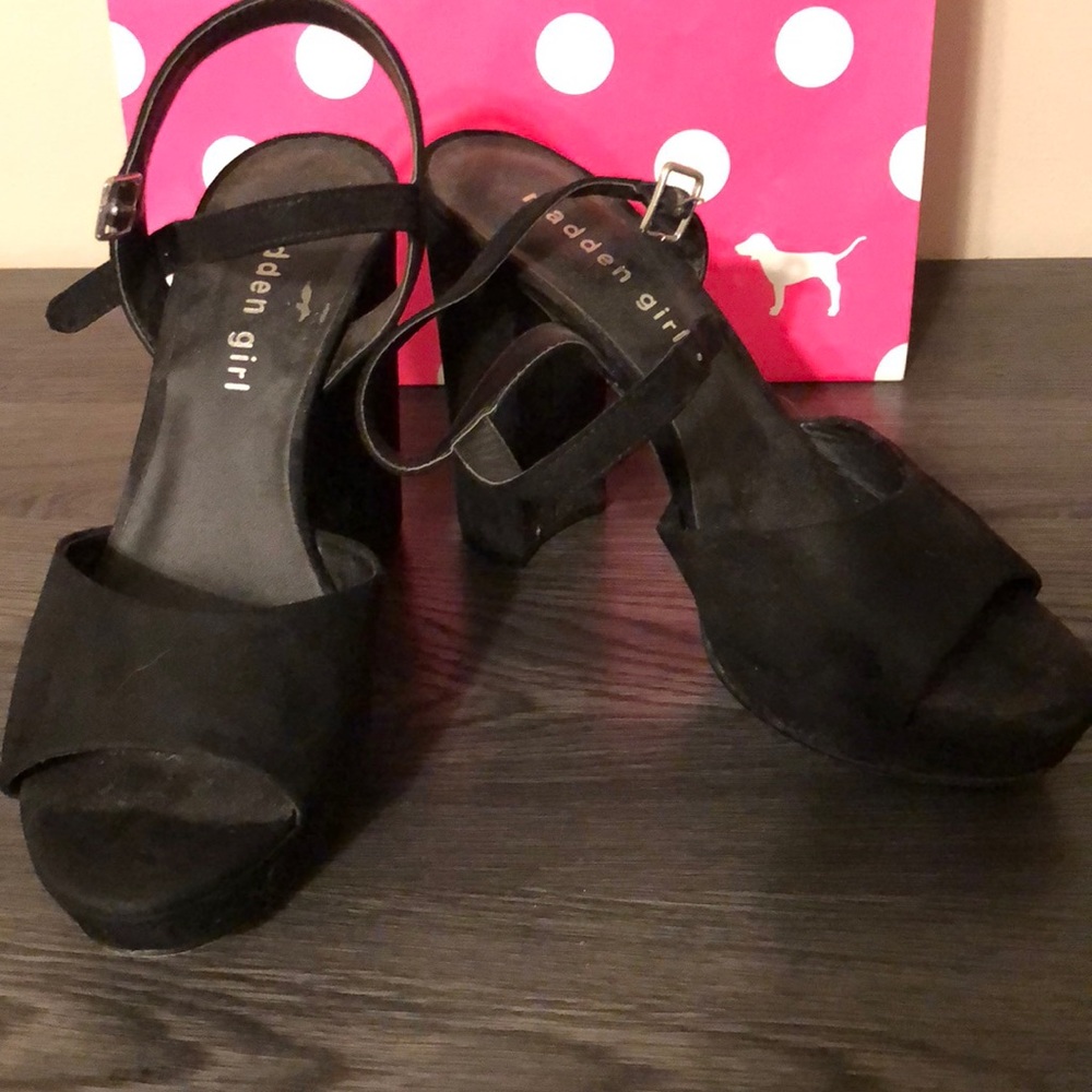 Madden Girl chunky heel sandals